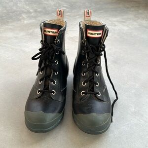 Hunter rain boots size 6.5